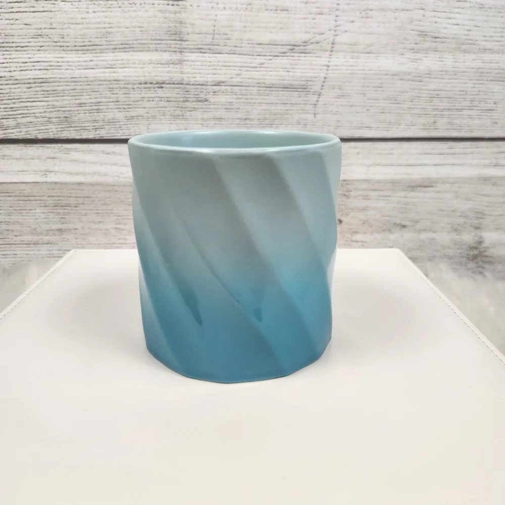 Starbucks Blue Ombre Twist Ribbed Ceramic Mug 14oz